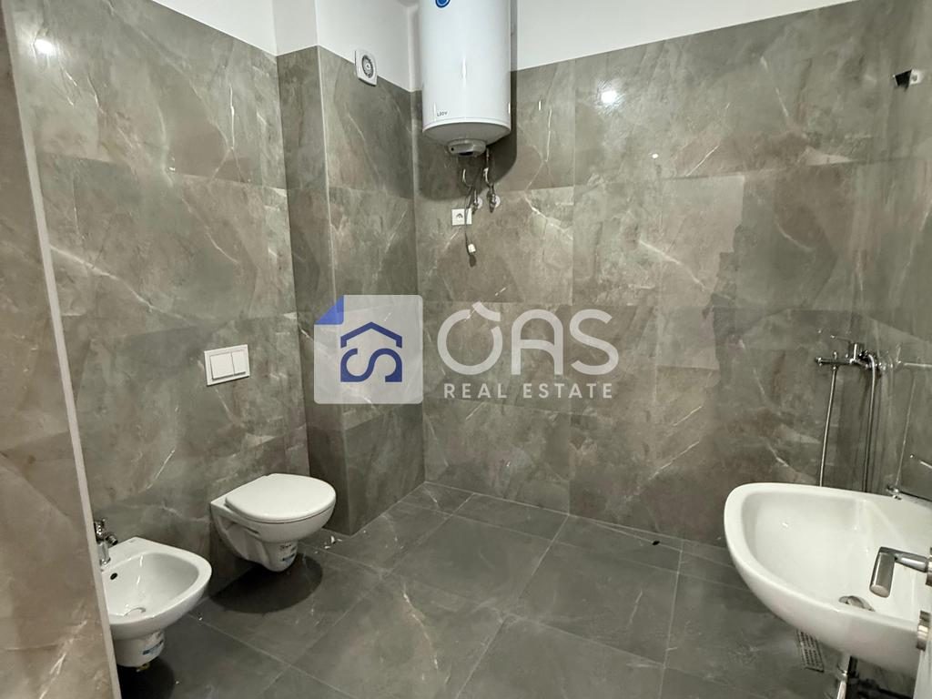 Apartament 1+1 Me Qira në  Rruga e Dibrës, Spitali QSUT - 500€ | 81 m²