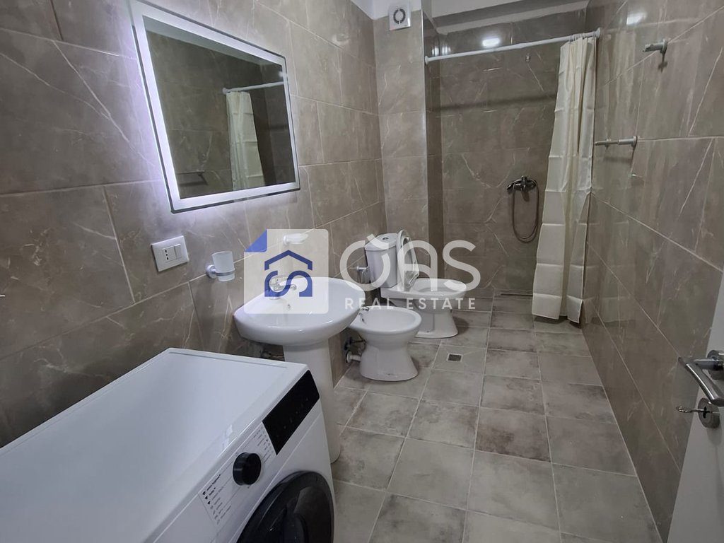 Apartament 2+1 Me Qira në Rruga 5 Maji, Tiranë - 500€ | 100 m²