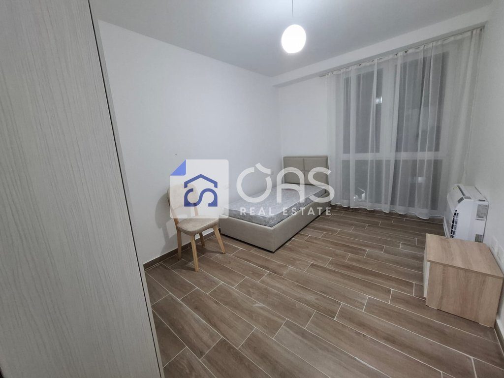 Apartament 2+1 Me Qira në Rruga 5 Maji, Tiranë - 500€ | 100 m²