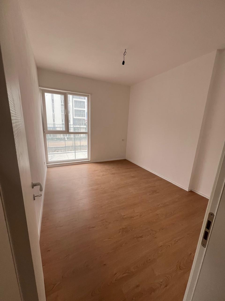 Jepet Apartament 2+1 me qera ne Kompleksin Univers City