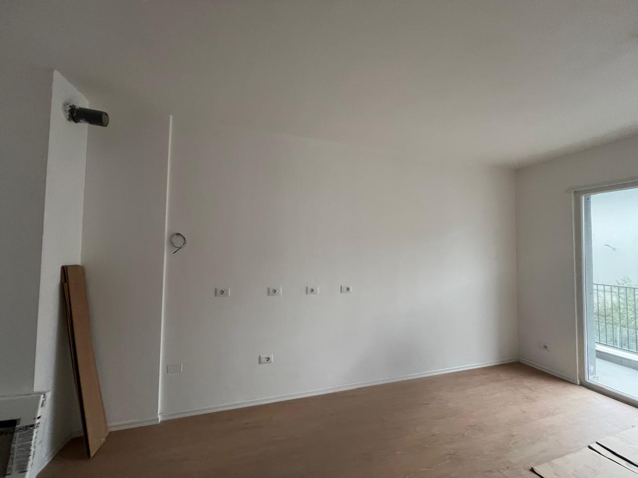 Jepet Apartament 2+1 me qera ne Kompleksin Univers City