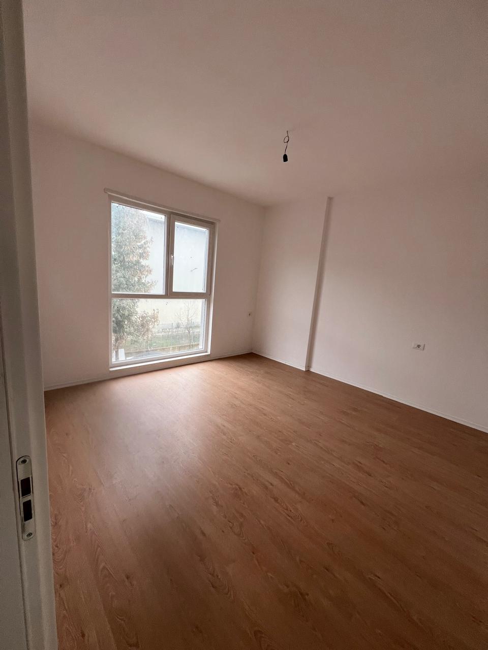Jepet Apartament 2+1 me qera ne Kompleksin Univers City