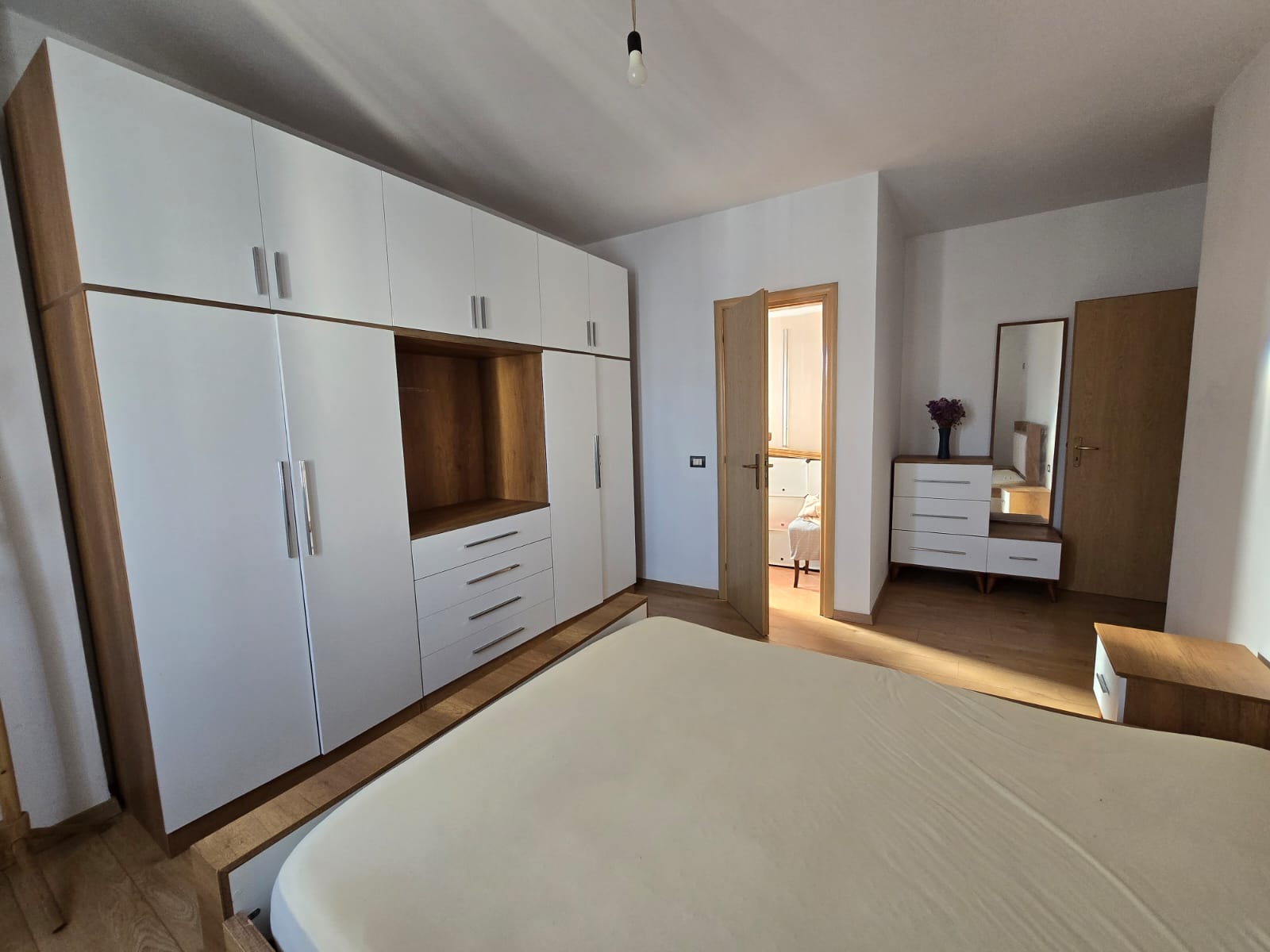 Apartament 2+1 te Njesia 7