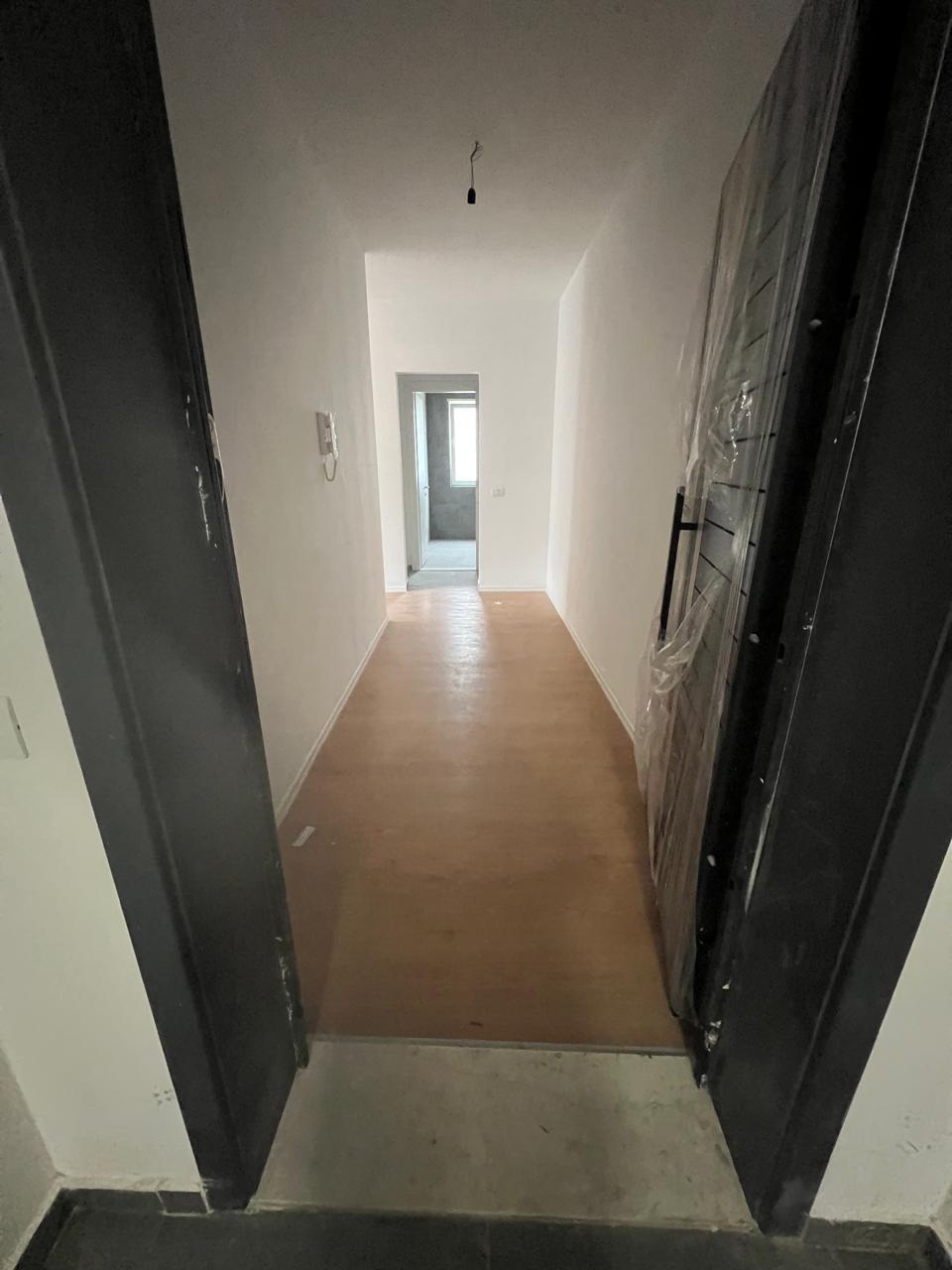 Jepet Apartament 2+1 me qera ne Kompleksin Univers City